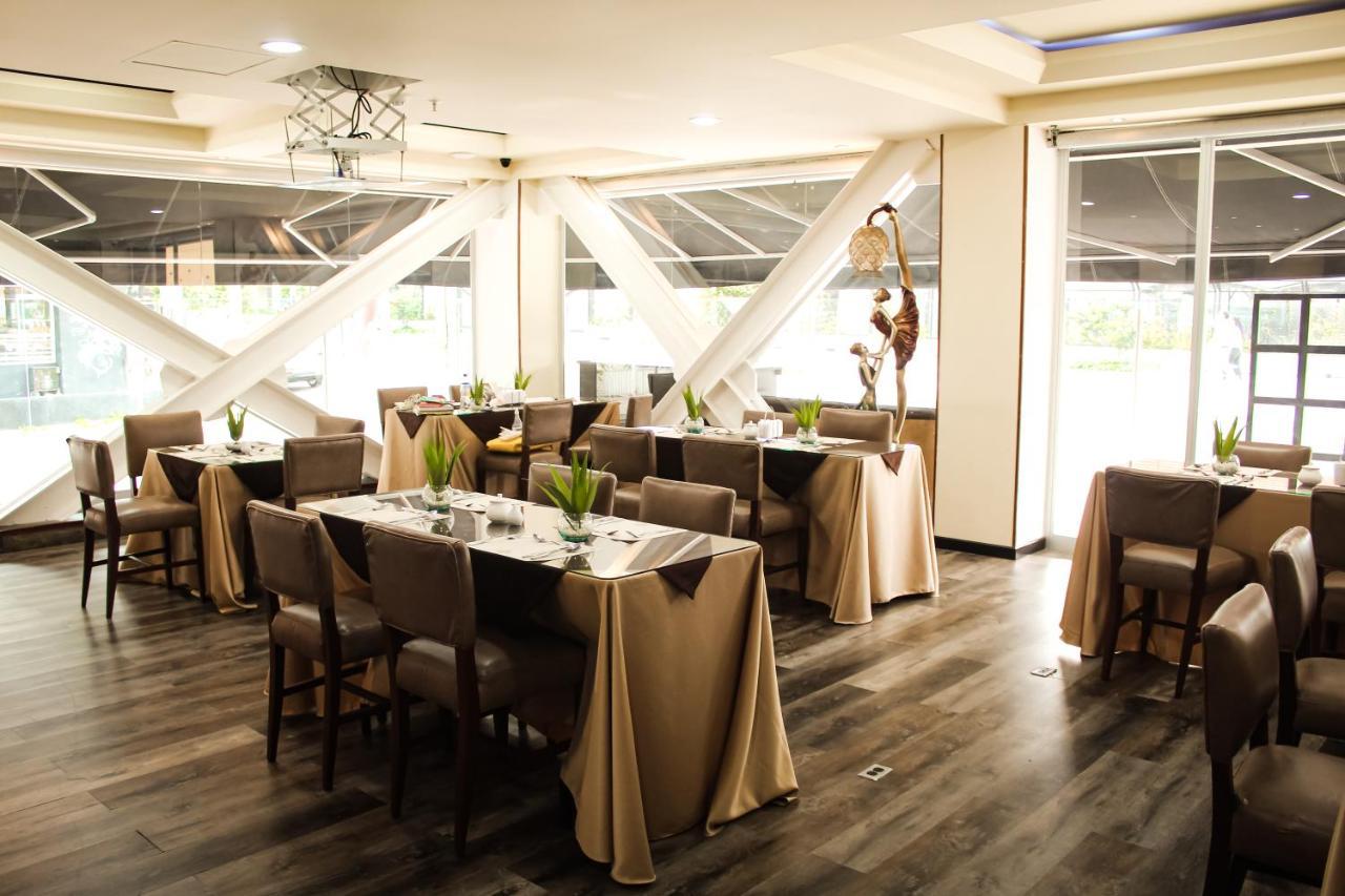 Hotel Sheridan Богота Екстериор снимка