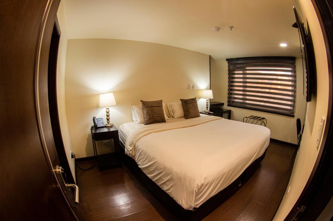 Hotel Sheridan Богота Екстериор снимка