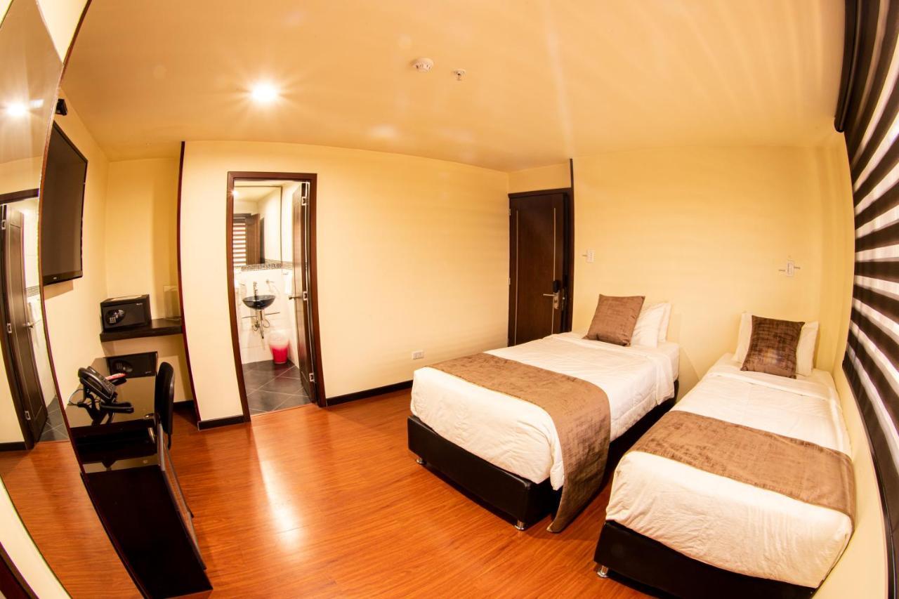 Hotel Sheridan Богота Екстериор снимка