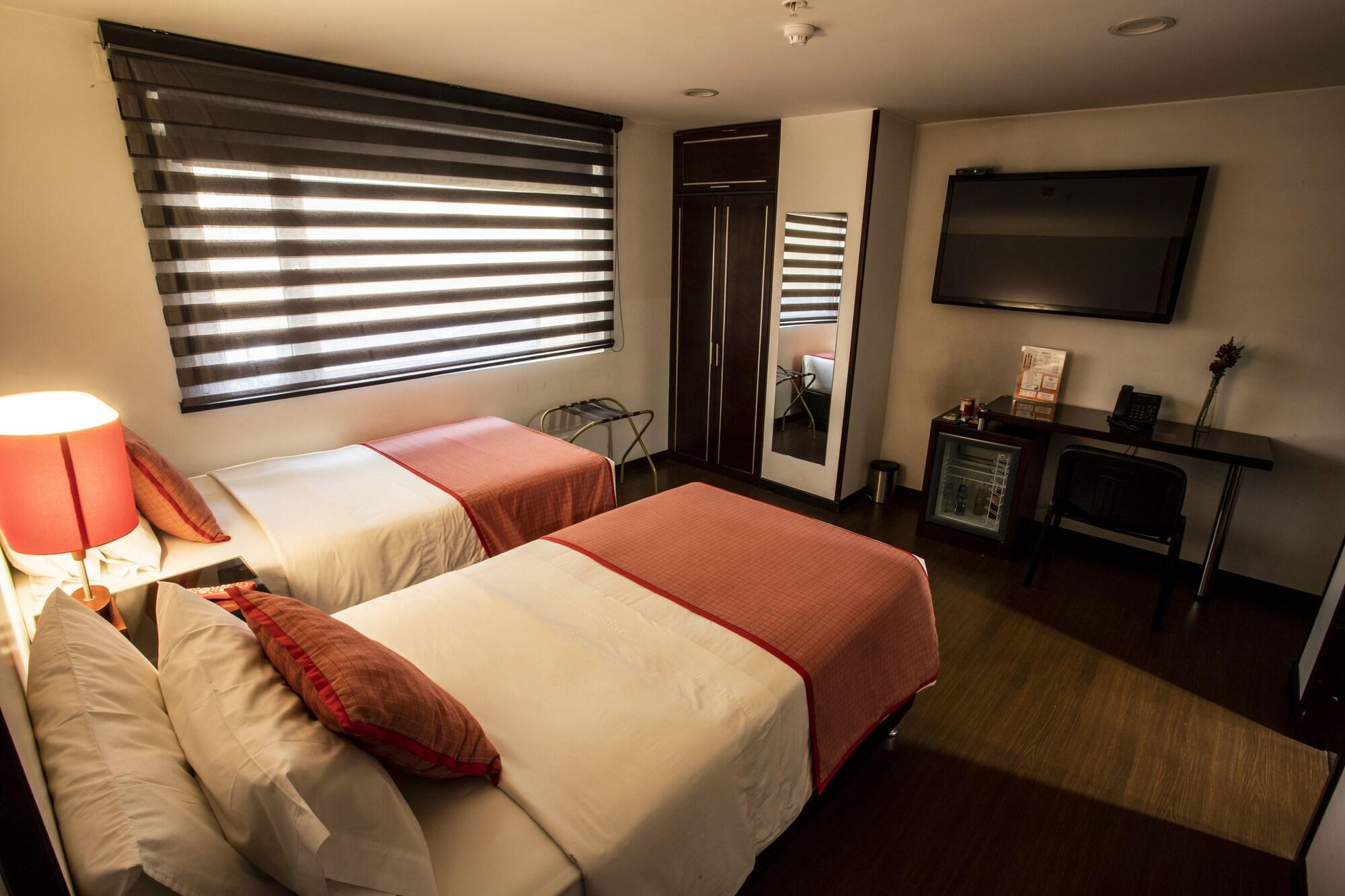 Hotel Sheridan Богота Екстериор снимка