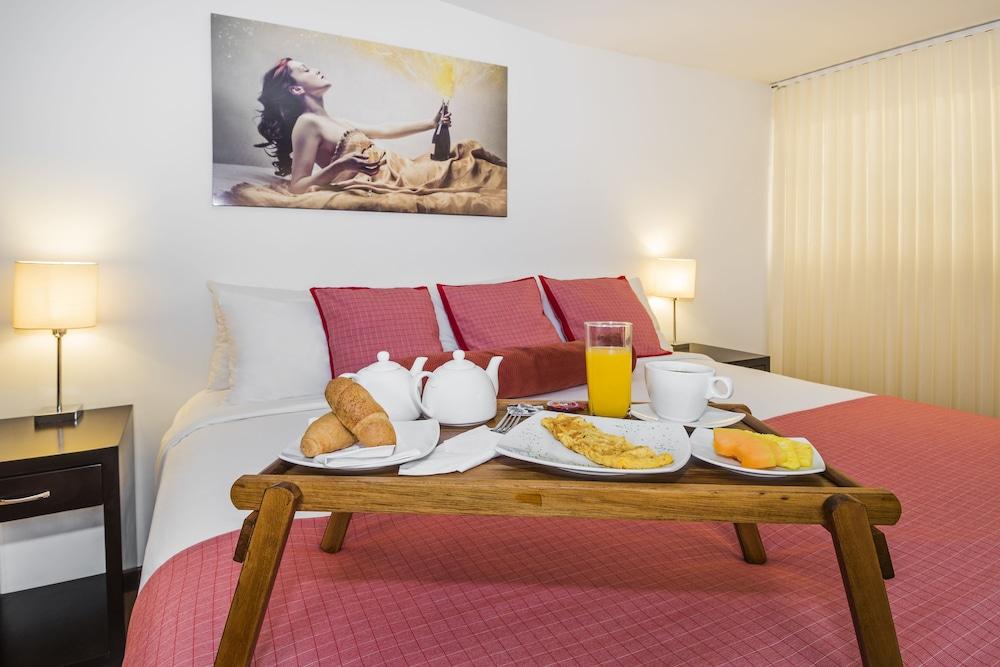 Hotel Sheridan Богота Екстериор снимка