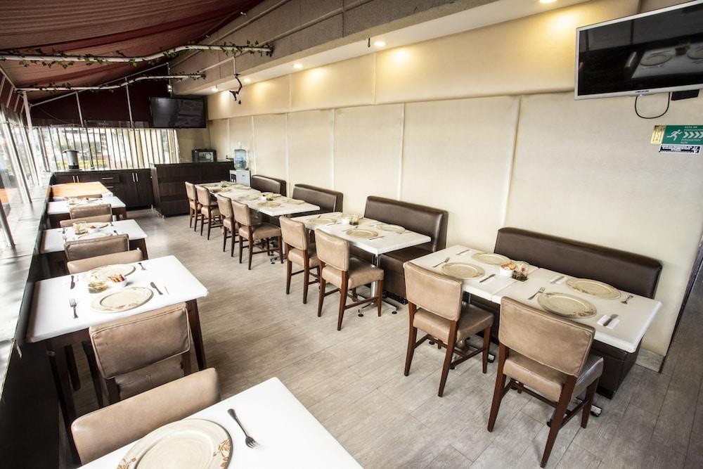 Hotel Sheridan Богота Екстериор снимка