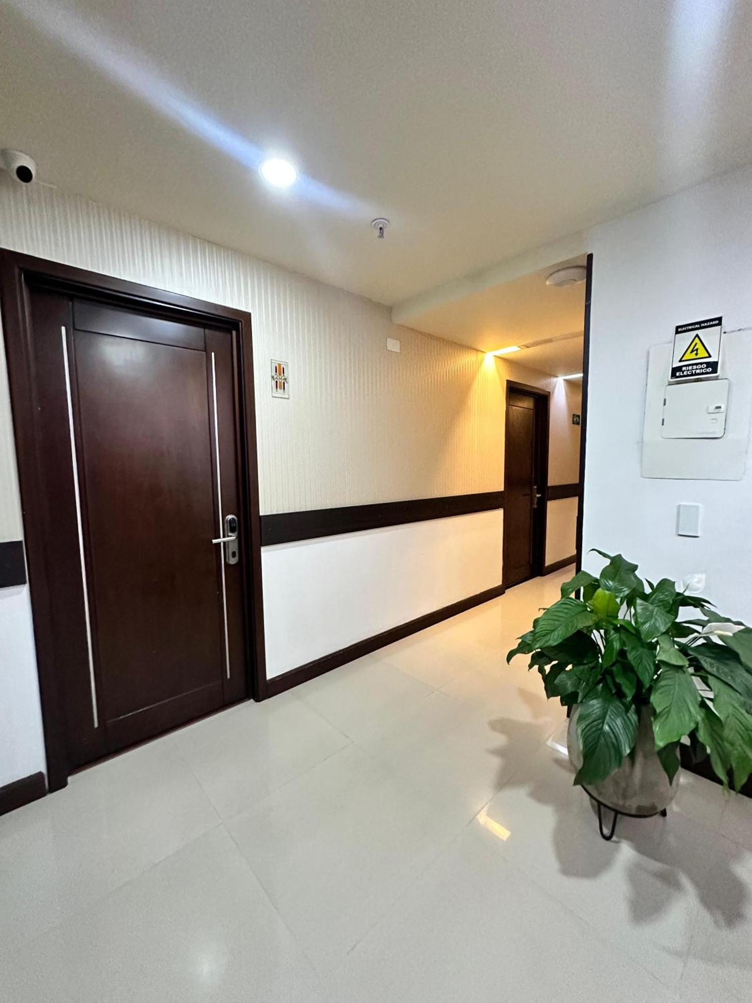 Hotel Sheridan Богота Екстериор снимка