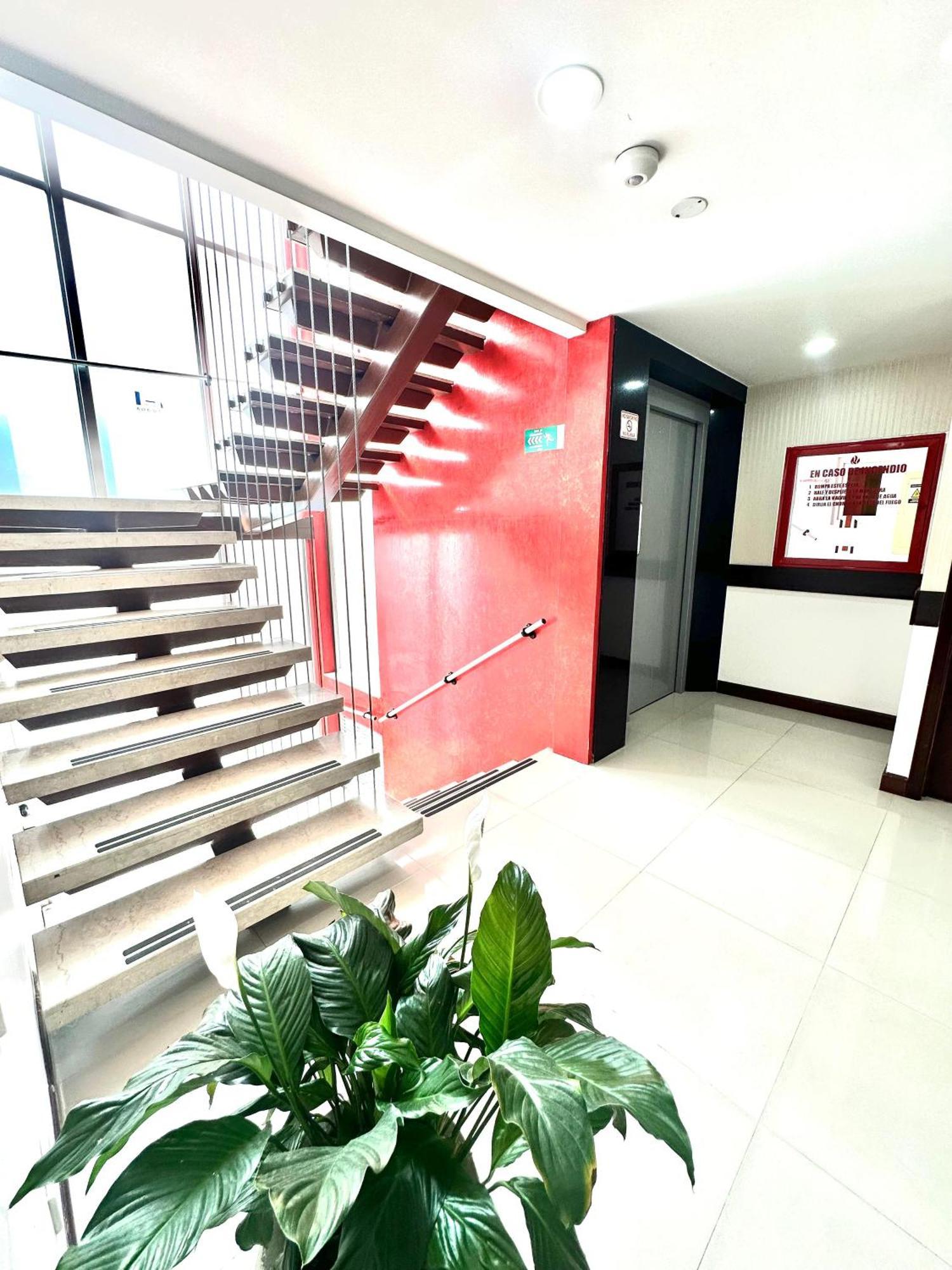 Hotel Sheridan Богота Екстериор снимка